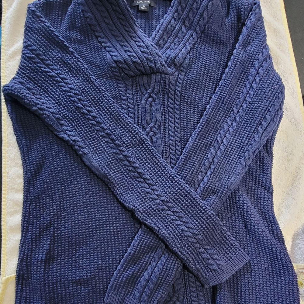 Nautica Women's Deep Blue Cable Knit V-Neck Sweater